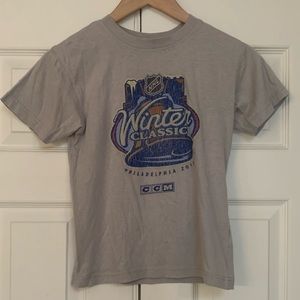 2012 NHL Winter Classic T-shirt New York Rangers versus Philadelphia Flyers
